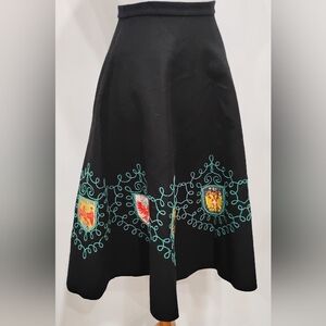 VINTAGE AUSTRIAN WOOL CIRCLE SKIRT